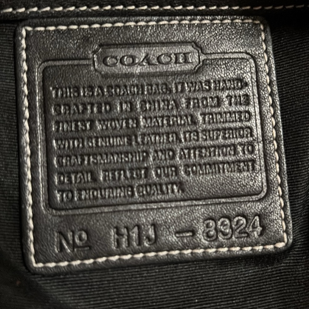 Coach Y2K Red Wool & Leather Tartan Plaid Demi Shoulder Bag Style 8824 Aug 2001 - Picture 4 of 12